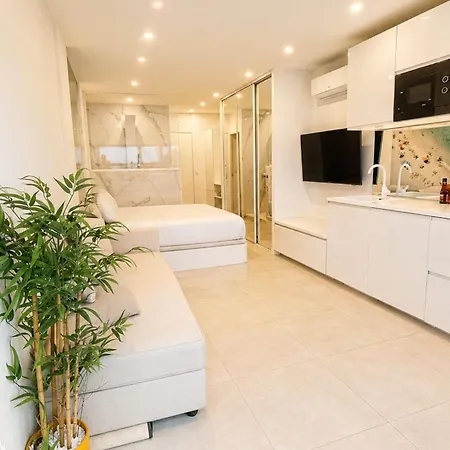 Апартаменти Naturiste Cap D'agde Heliopolis Ab 30 *